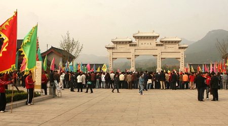 Klasztor Szaolin – Luoyang, Chiny