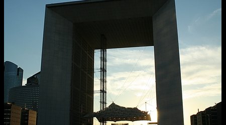 Paris defence 10 – Paryż, Francja