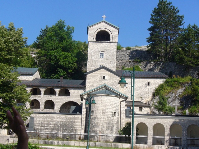 W cetnije