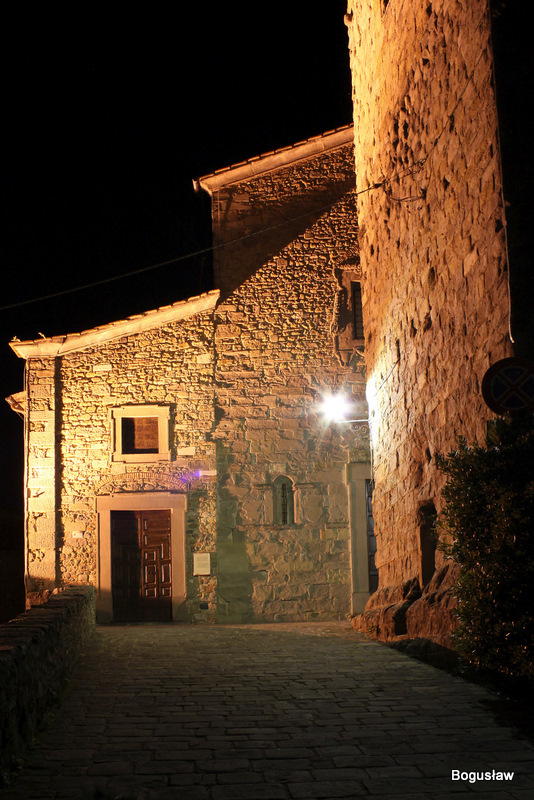 Montecatini terme nocą