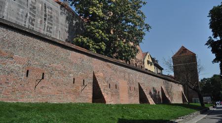 2 mury – Toruń, Polska