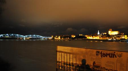 Panorama nocna4 – Toruń, Polska