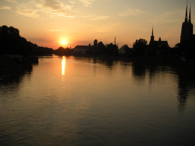 Most Pokoju 