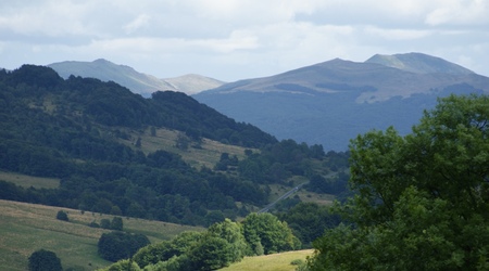 Bieszczady - z tyłu Tarnica – Polska