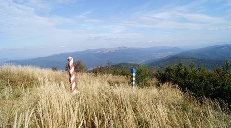 Granica z Tarnicą w tle – Bieszczady, Polska