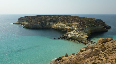 a tu już Isola dei Conigli jak na dłoni – Lampedusa, Włochy