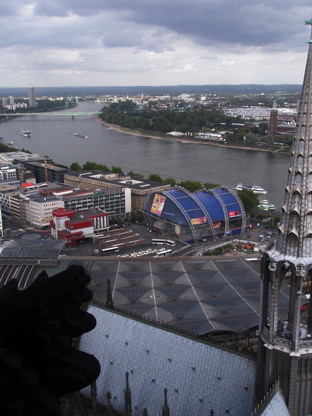 Niemcy, Kolonia, Widok na halę widowiskową