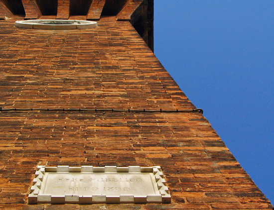 wieża przy Cam Santo Stefano