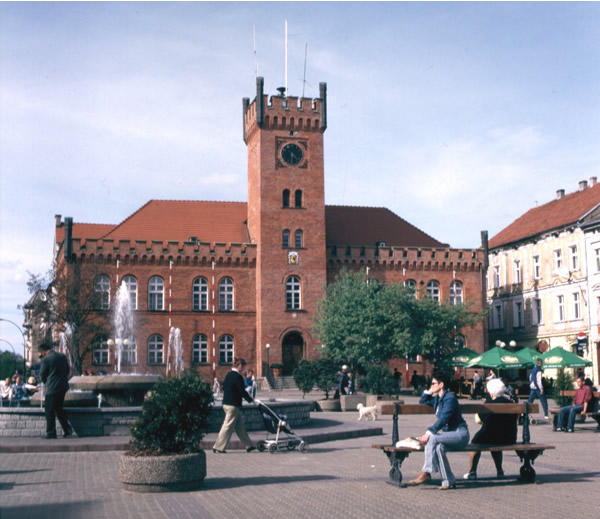 szczecinek ratusz miejski 
