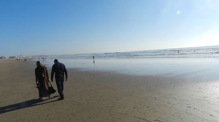 Spacer po plaży – Agadir, Maroko