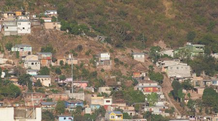 Stolica  Tegucigalpa o poranku – Copán, Honduras
