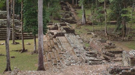 Ruiny Copan -   cmentarz – Copán, Honduras