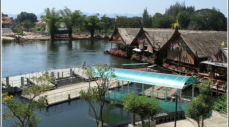 Most na rzece Kwai – Kanchanaburi, Tajlandia