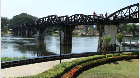 Most na rzece Kwai – Kanchanaburi, Tajlandia