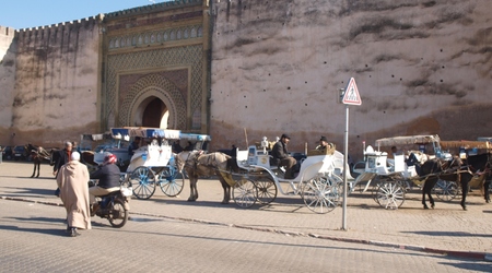 Meknes - stare mury miejskie – Maroko