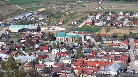 Chęciny – Tokarnia, Polska