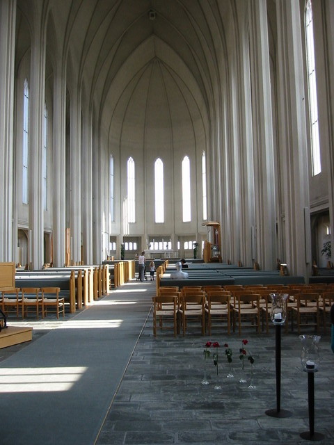 Wnętrze kościoła Hallgrímskirkja