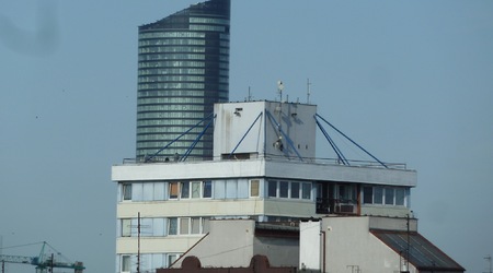Dwa budynki – Wrocław, Polska