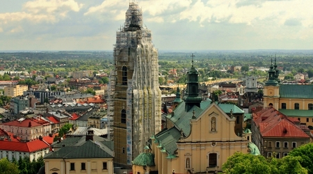 widok z baszty na kościoły w centrum – Przemyśl, Polska