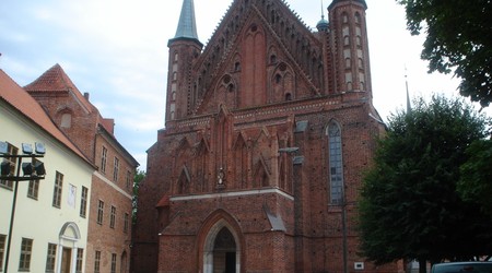 Kunszt Budowlany Frombork – Polska