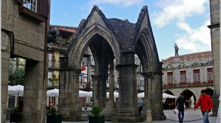 Guimarães, pomnik Salado – Guimaraes, Portugalia