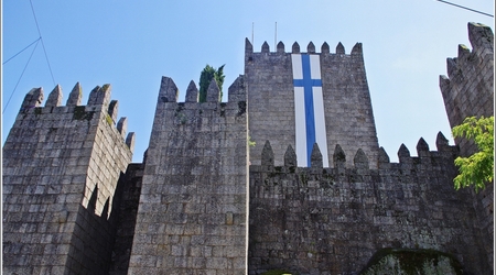 Guimarães, zamek – Guimaraes, Portugalia