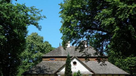 Dworek polski w Krzykawce – Krzykawka, Polska