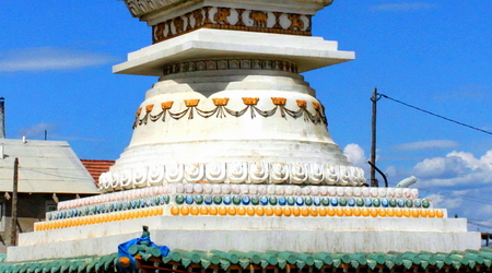 stupa – Ułan Bator, Mongolia