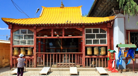 świątynia w klasztorze Gandan – Ułan Bator, Mongolia