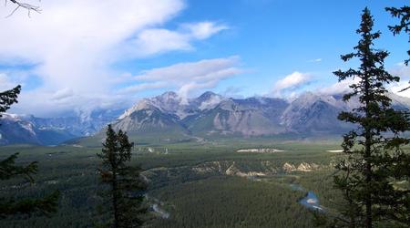 Widoki z Mountain Tunnel – Park narodowy banff, Kanada