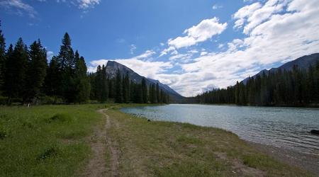 Spacer wzdłuż rzeki Bow – Park narodowy banff, Kanada