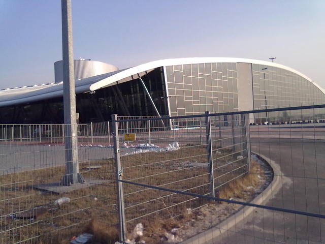 20120204211