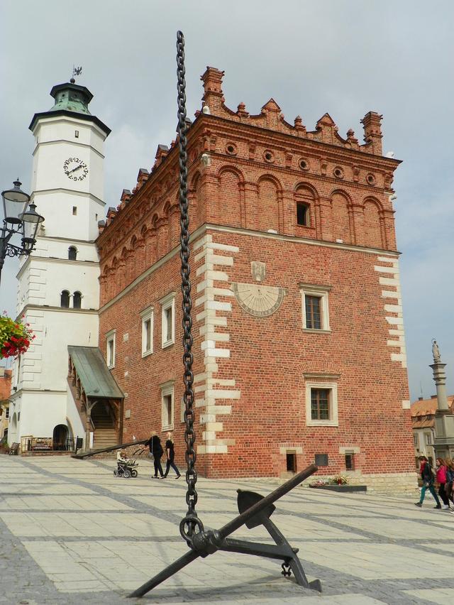 Sandomierz, ratusz i ......