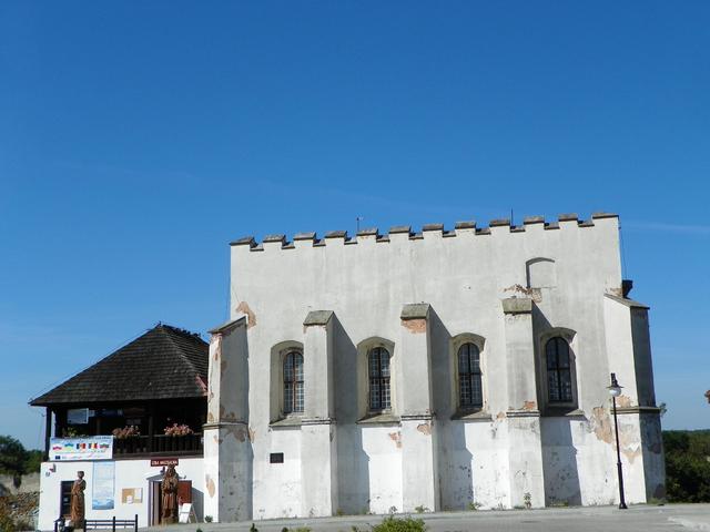 Szydłów, dawna synagoga, dziś muzeum