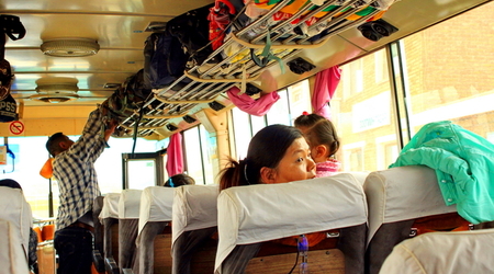 Autobus na trasie Ułan Bator - Karakorum – Mongolia