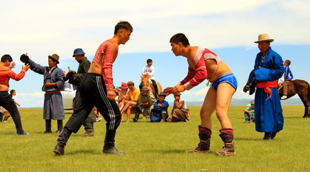 walki zapaśników – Karakorum, Mongolia