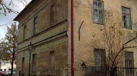 cudeńka przy rynku – Olkusz, Polska