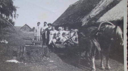 1971 r. Ozierany Małe. Wyjazd  do Białegostoku – Polska