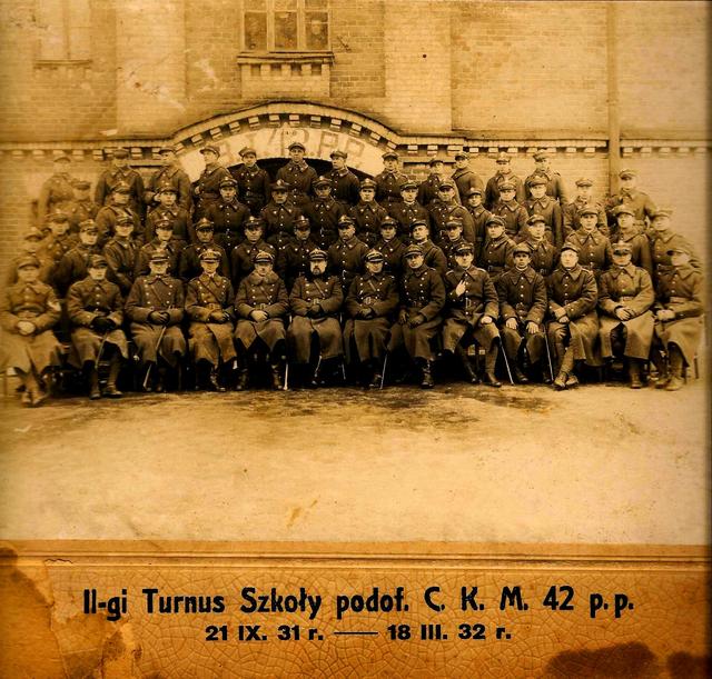 Jeden z mieszkańców Ozieran Małych w wojsku w Białymstoku . 