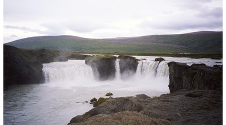 wodospad – Akureyri, Islandia