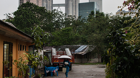 Tak blisko a tak daleko..... – Kuala Lumpur, Malezja