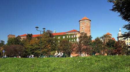 Wawel z bulwaru nad Wisłą. – Kraków, Polska