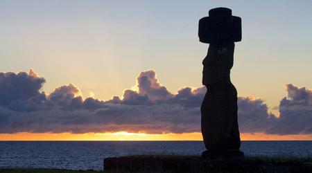 Ahu Ko Te Riku – Hanga Roa, Chile