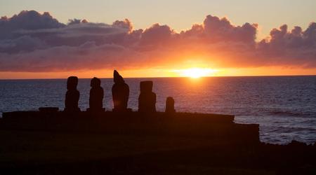 Ahu Vai Uri – Hanga Roa, Chile