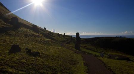 Rano Raraku – Wyspa Wielkanocna, Chile