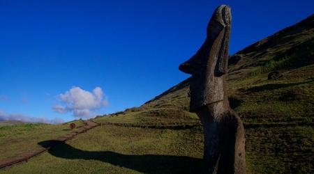 Rano Raraku – Wyspa Wielkanocna, Chile