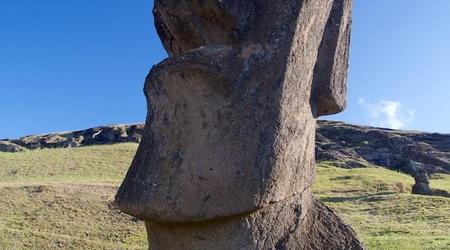 Rano Raraku – Wyspa Wielkanocna, Chile