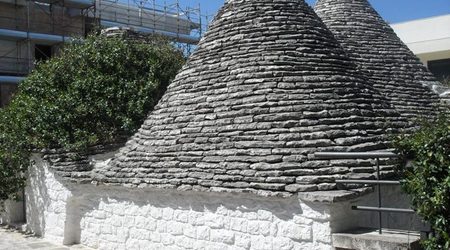 13919387 - Alberobello W królestwie trulli – Włochy