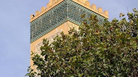 Minaret głównego meczetu w Azrou – Aïn Leuh, Maroko