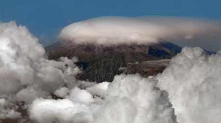Wulkany Jawy – Mataram, Indonezja